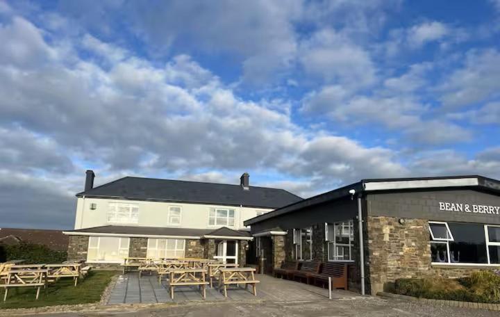 Hotel The Blue Horizon Laherne Hill Exterior foto